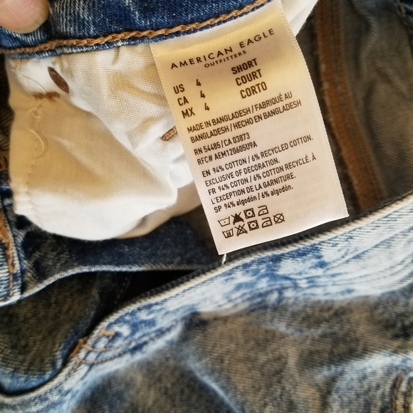 American Eagle Women's Distressed Ripped Washed Blue Jeans Size 4 Short - Picture 14 of 15